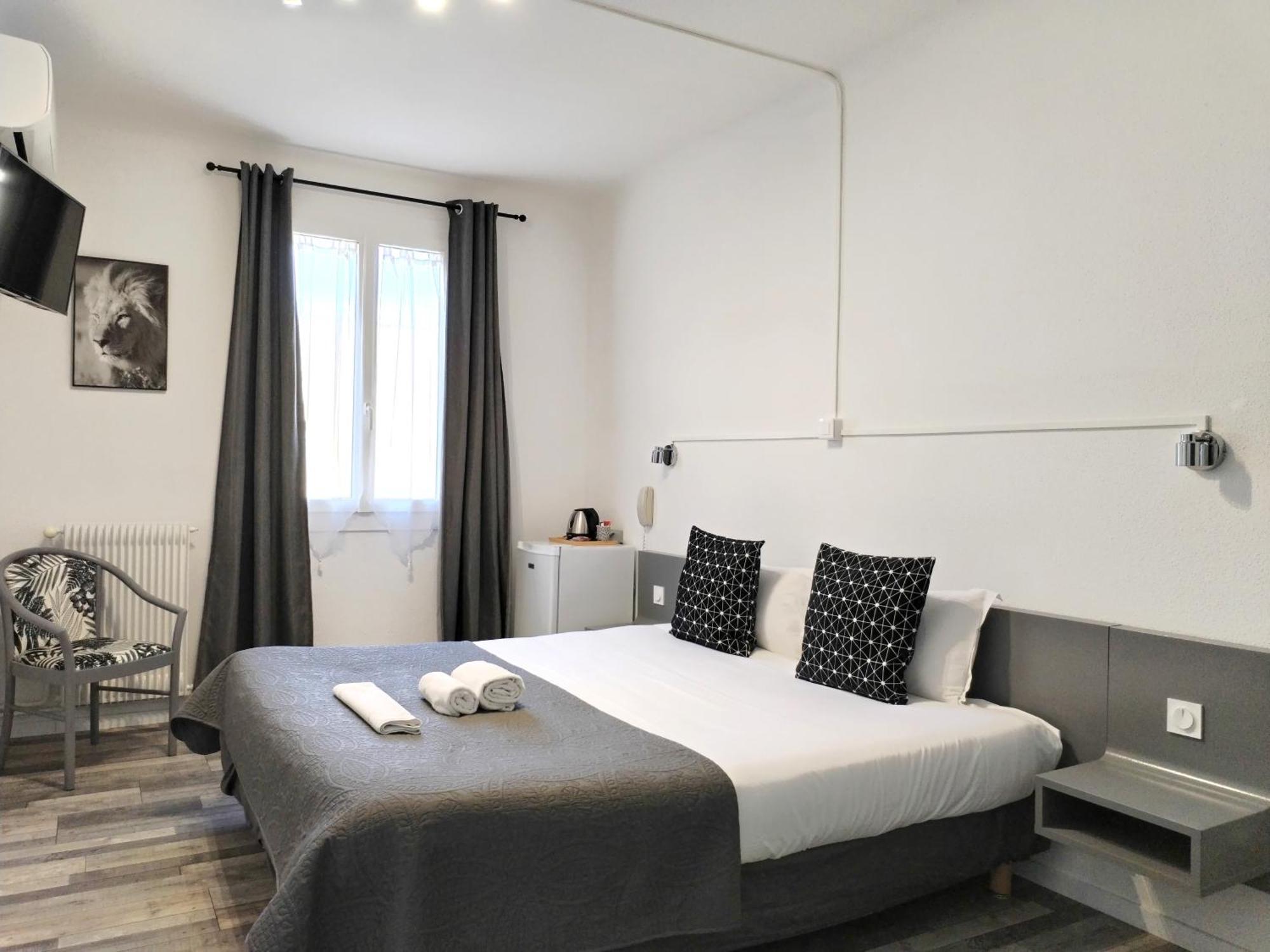 Hotel La Bastide D'Entraigues Экстерьер фото
