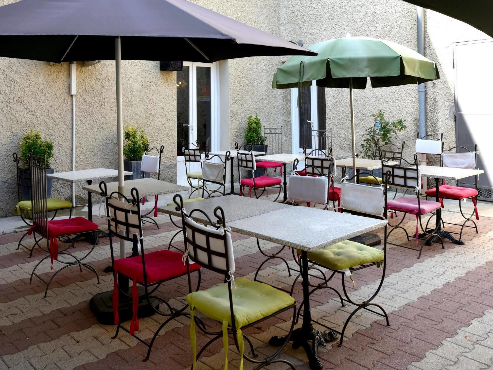 Hotel La Bastide D'Entraigues Экстерьер фото